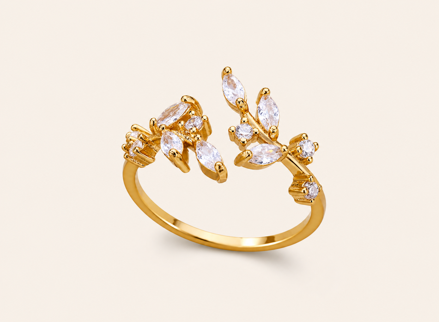 Sparkling Filigree Leaf Ring