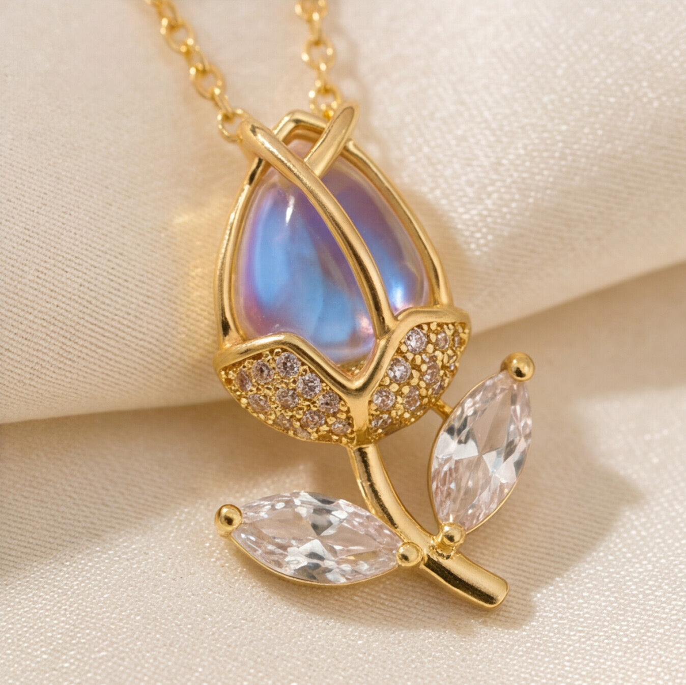 Filigree designer necklace in floral style