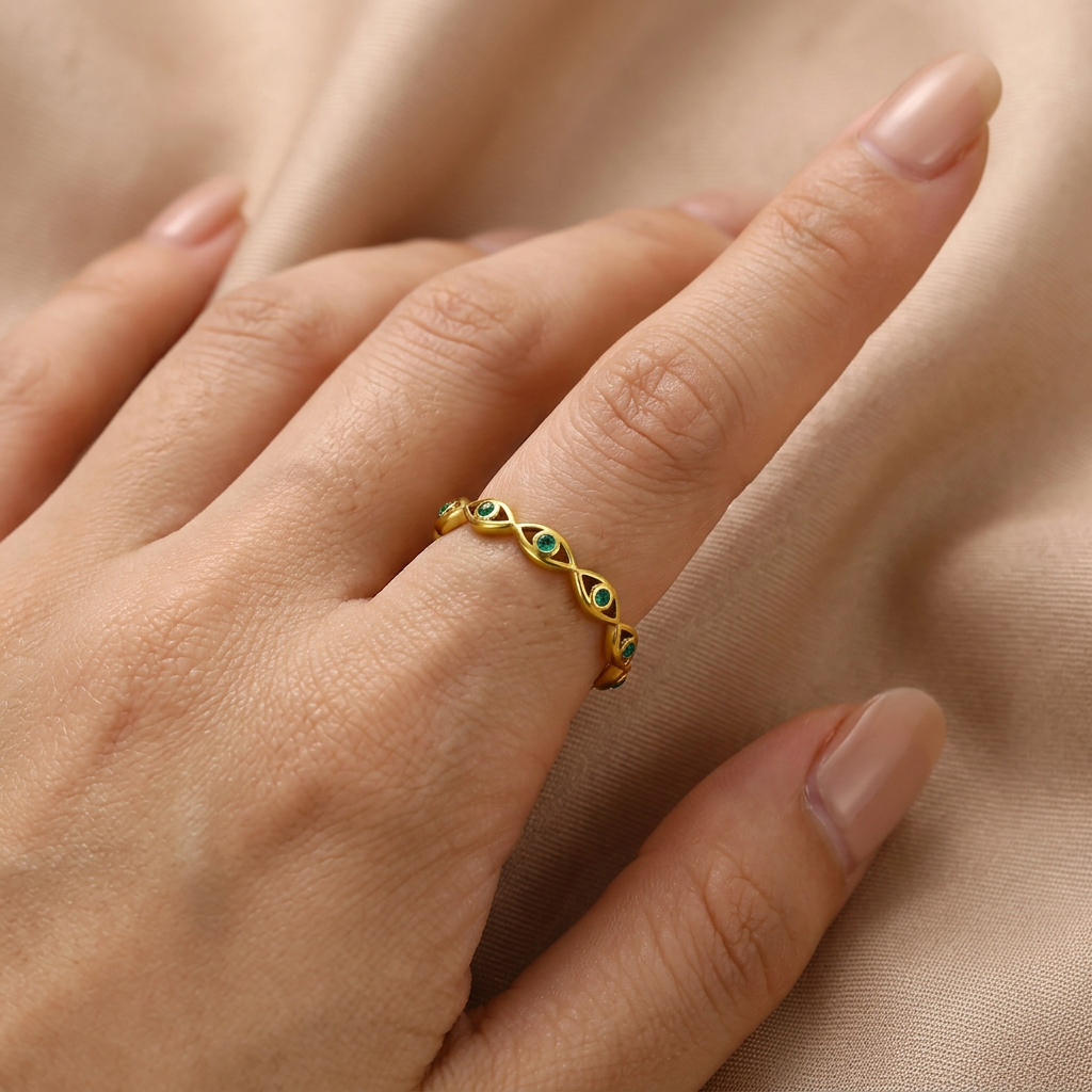 Edler goldener Openwork Ring