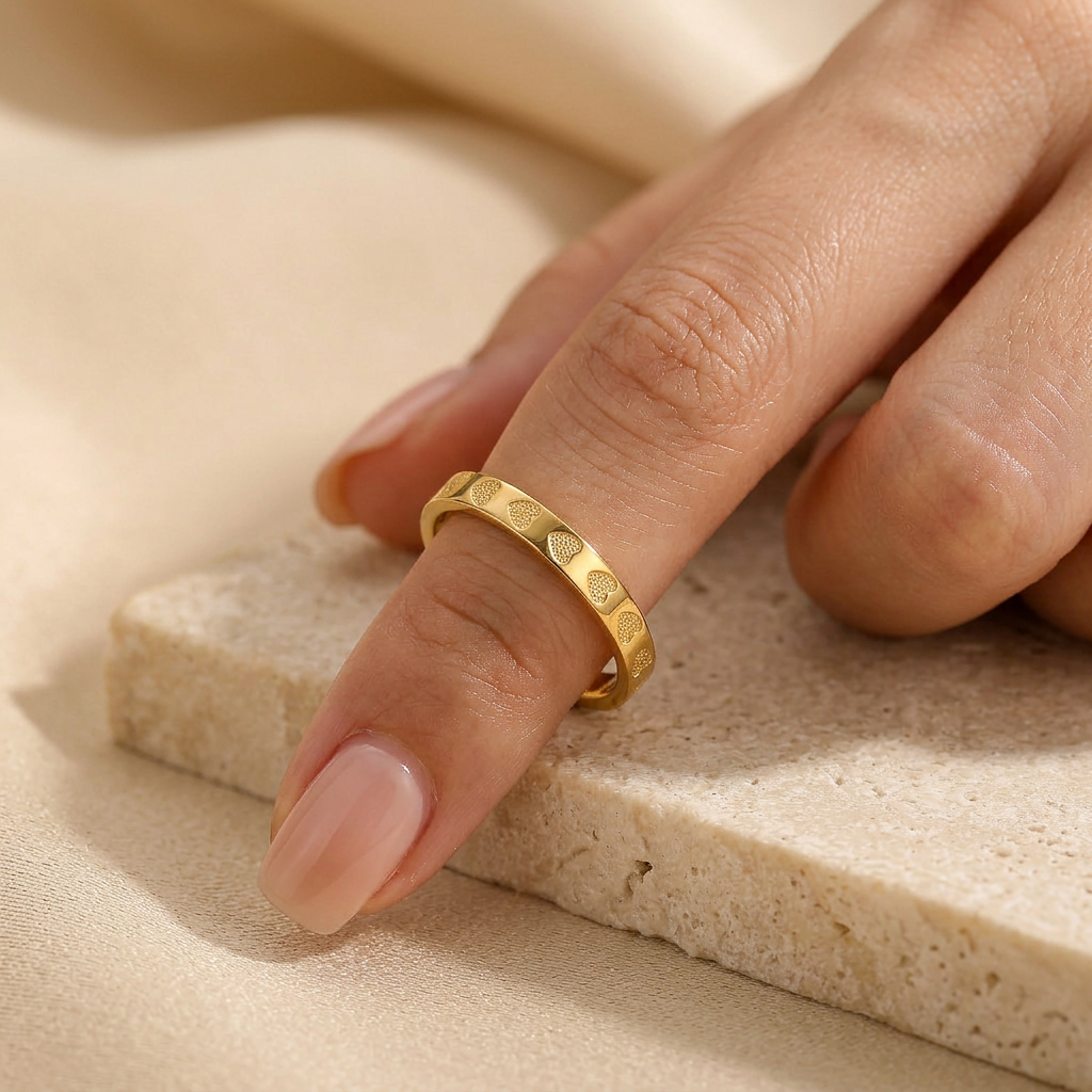 Goldener Herz Bandring